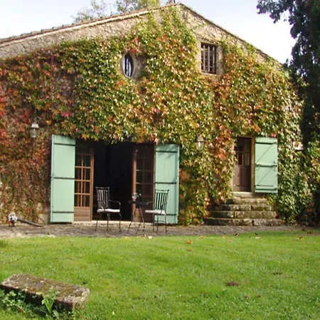 Charming Mansion With Private Swimming Pool In Peaceful, Wooded Area *